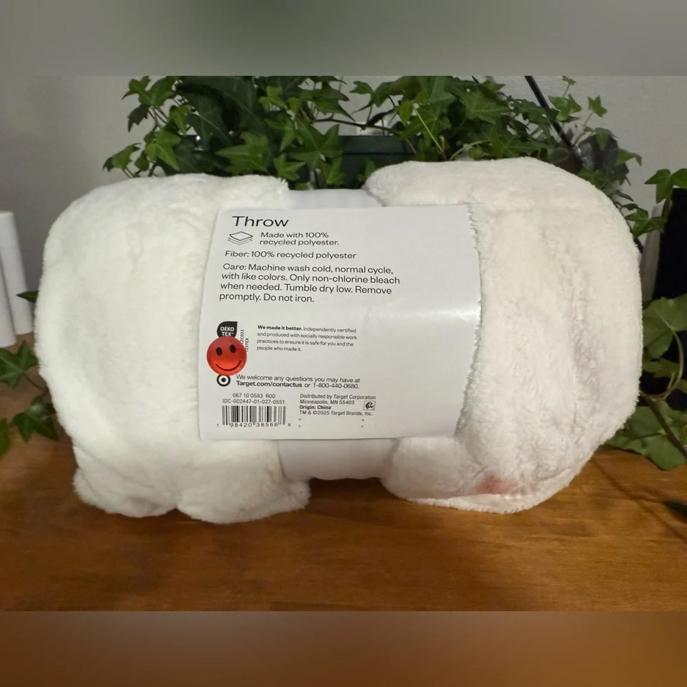 Room Essentials / Target Bunny Throw